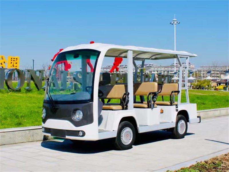 8座电动观光车